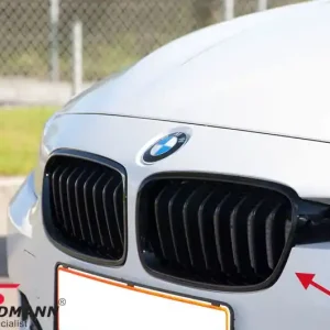 -BMW ///M Performance- munuainen koko musta VASEN 51712240775 51 71 2 240 775 2240775 | Erikoisetu