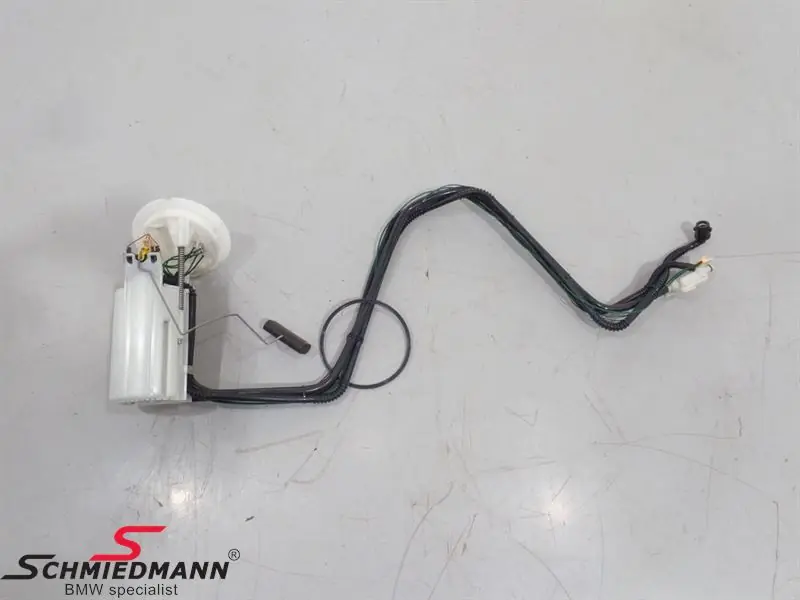 Erikoishinta - Fuel pump with leveling float R.-side 16117373458 16 11 7 373 458 7373458
