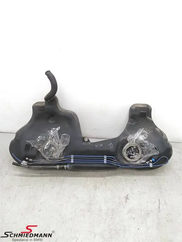 Pian loppu | Fueltank Petrol 16116766940 16 11 6 766 940 6766940