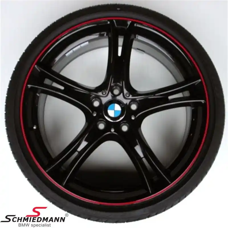 20" M-Doppelspeiche 361 schwarz, rim 8,5X20 (original BMW fits only rear) 36116854612 36 11 6 854 612 6854612 - Suoraan valmistajalta