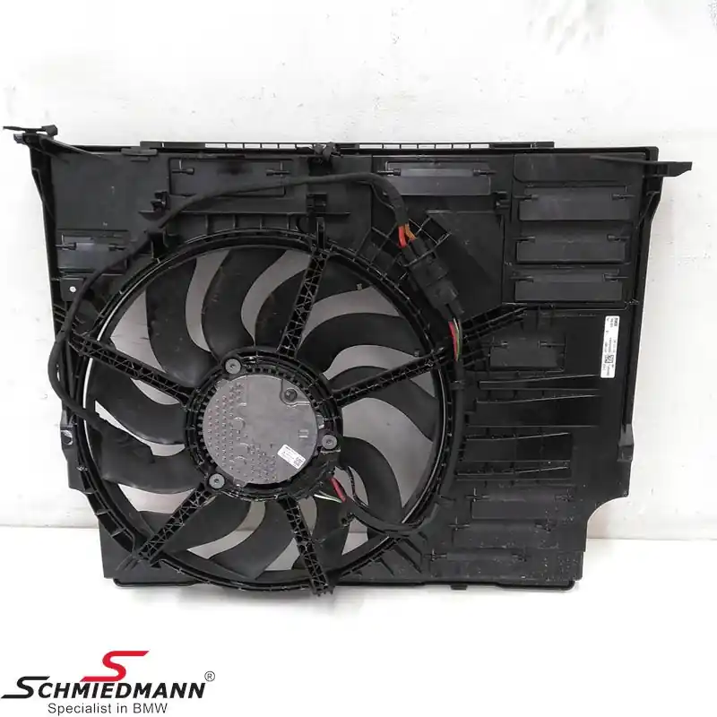 Suosikki | Radiator blower complete 600W As new 7000km 17429846922 17 42 9 846 922 9846922